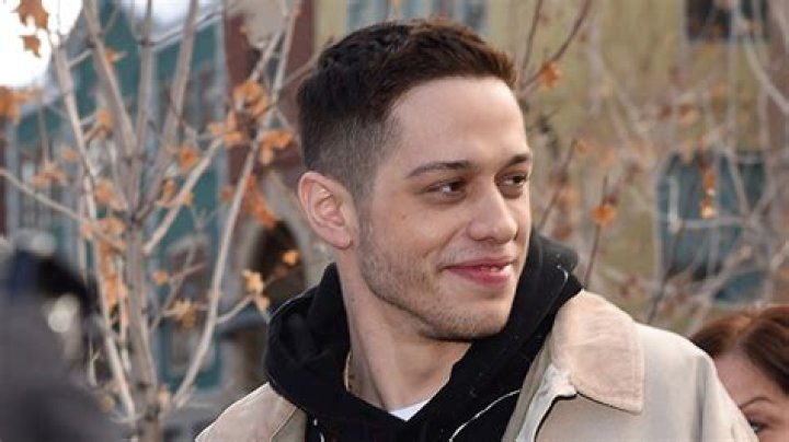 Pete Davidson’s Christmas Gift Plans For Kim Kardashian – Hollywood Life