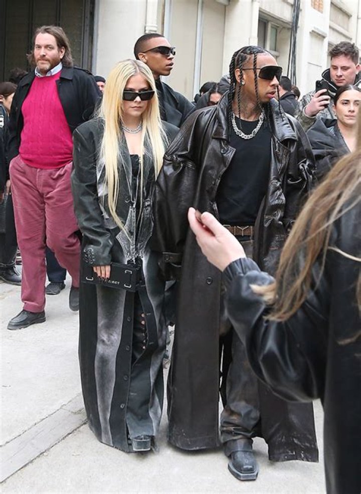 PFW Photos – Hollywood Life