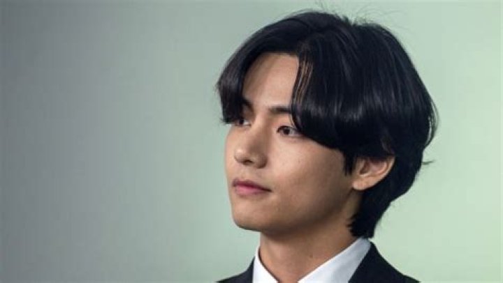 Photo of Kim Tae-hyung Short Hair – Hollywood Life
