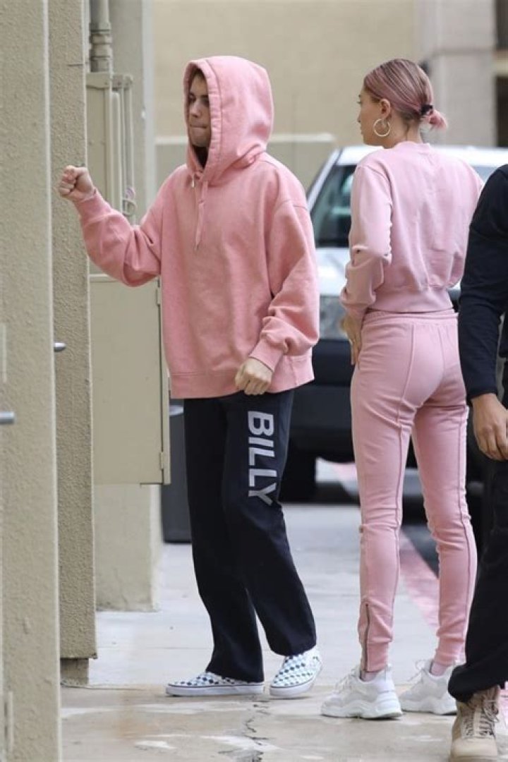 Photos Of Famous Duos In Matching Outfits – Hollywood Life