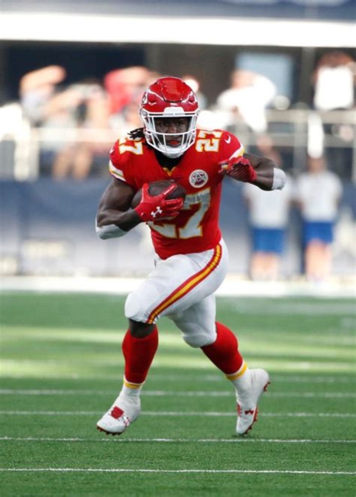 Photos Of Kansas City Chief’s Star Running Back – Hollywood Life