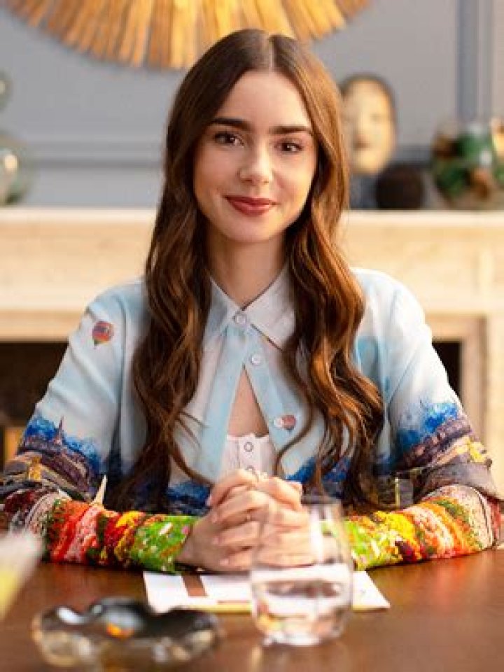 Photos Of Lily Collins On Season 2 Set & More – Hollywood Life