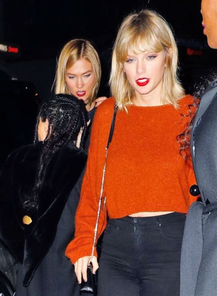 Photos Of The Singer & Model Together – Hollywood Life
