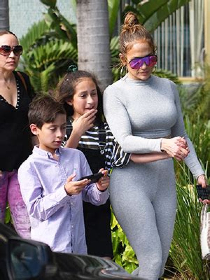Photos Of Twins Max & Emme Muniz – Hollywood Life