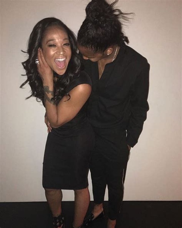 [PIC] Mimi Faust Confirms Relationship With Tamera Young In PDA Instagram – Hollywood Life