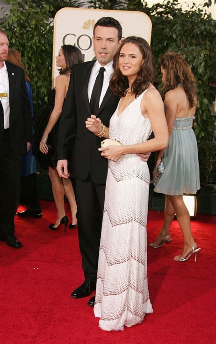 [PICS] Ben Affleck & Jennifer Garner’s Relationship Over The Years – Hollywood Life