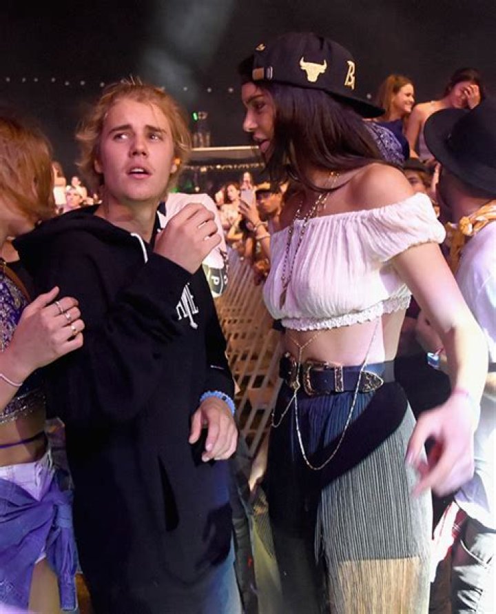 [PICS] Celebrities At Coachella 2015 – Hollywood Life