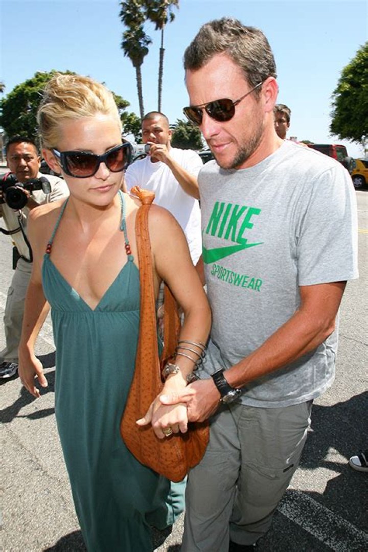 [ PICS] Lance Armstrong – Hollywood Life