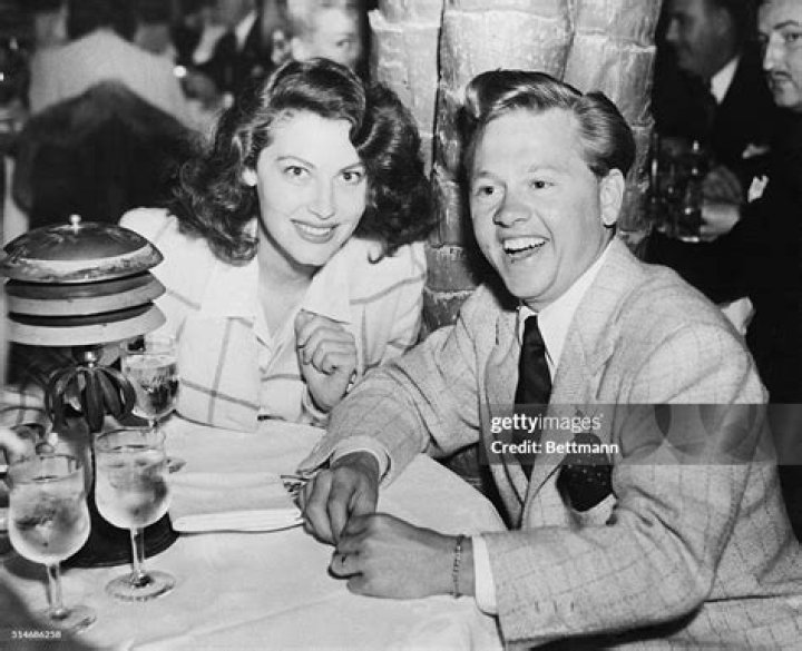 [PICS] Mickey Rooney — Photos Of The Legendary Actor – Hollywood Life