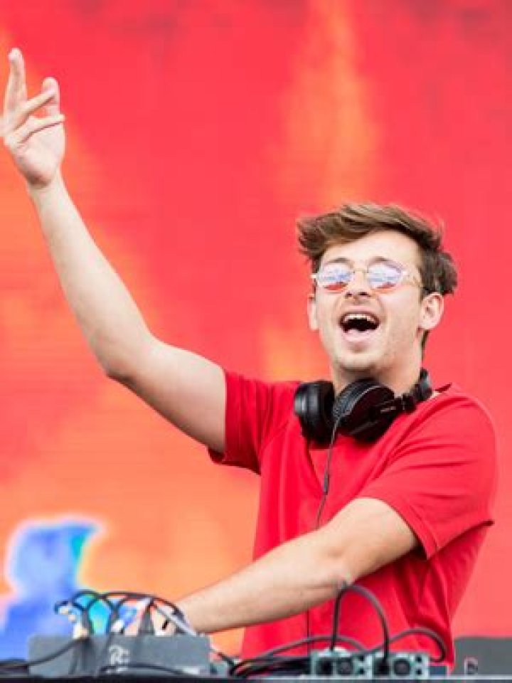 Pics of The EDM DJ & Producer – Hollywood Life