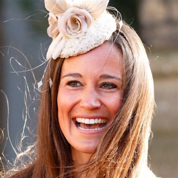 Pippa Middleton's Royal Wedding Butt Was Fake, Says Expert! Do YOU Think She Padded It?