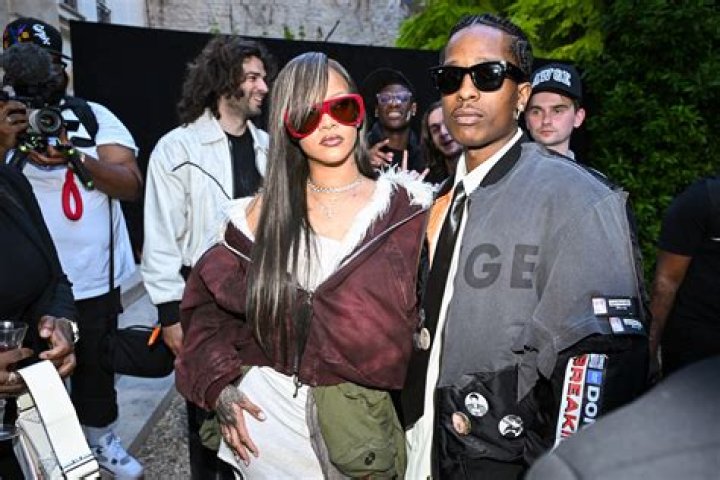 Pregnant Rihanna Is Picked Up By A$AP Rocky From Studio Amid Rumors She’s Recording New Music