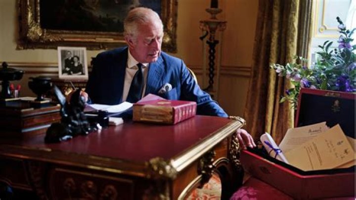 Prince Harry Pokes Fun at His Father King Charles III at Aviation Event Amid Rumored Family Rift