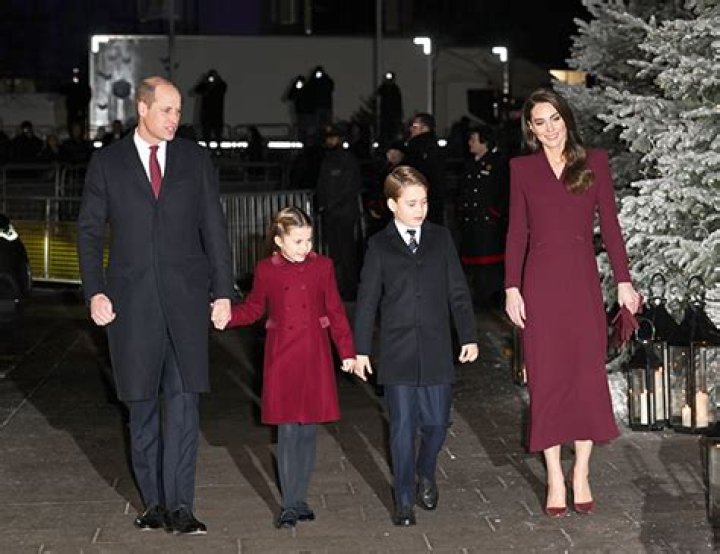 Prince William Holds Hands With Charlotte Alongside George & Kate In Matching X-Mas Outfits