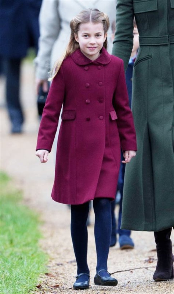 Princess Charlotte At Royal Christmas Concert Matching Kate Middleton – Hollywood Life