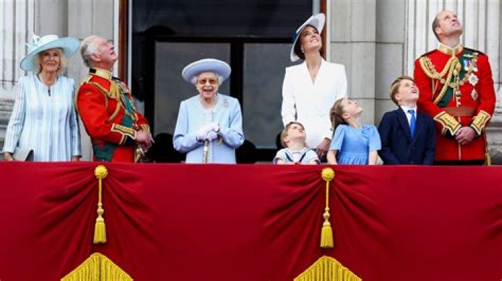 Queen Elizabeth II’s Platinum Jubilee: Photos From All The Concerts, Tributes & Parades