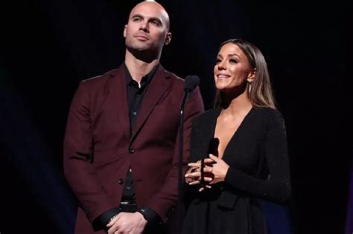Rachel Uchitel Receives Apology From Cheating Victim Jana Kramer After Singer Said She ‘Hated’ Her