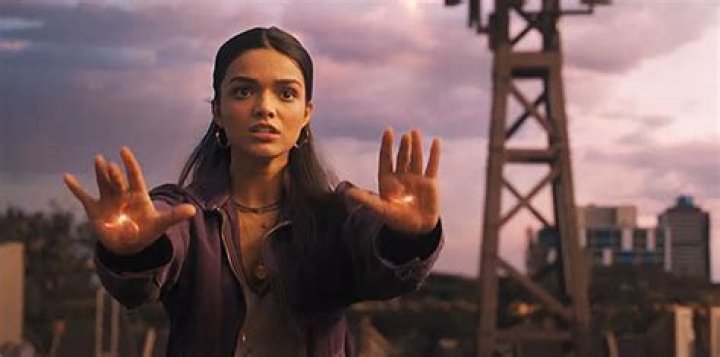 Rachel Zegler’s Character Revealed In New Footage – Hollywood Life