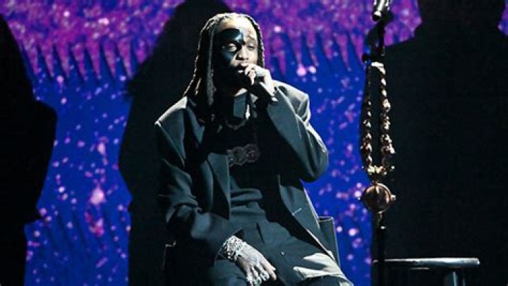 Rapper Pays Tribute To Takeoff – Hollywood Life