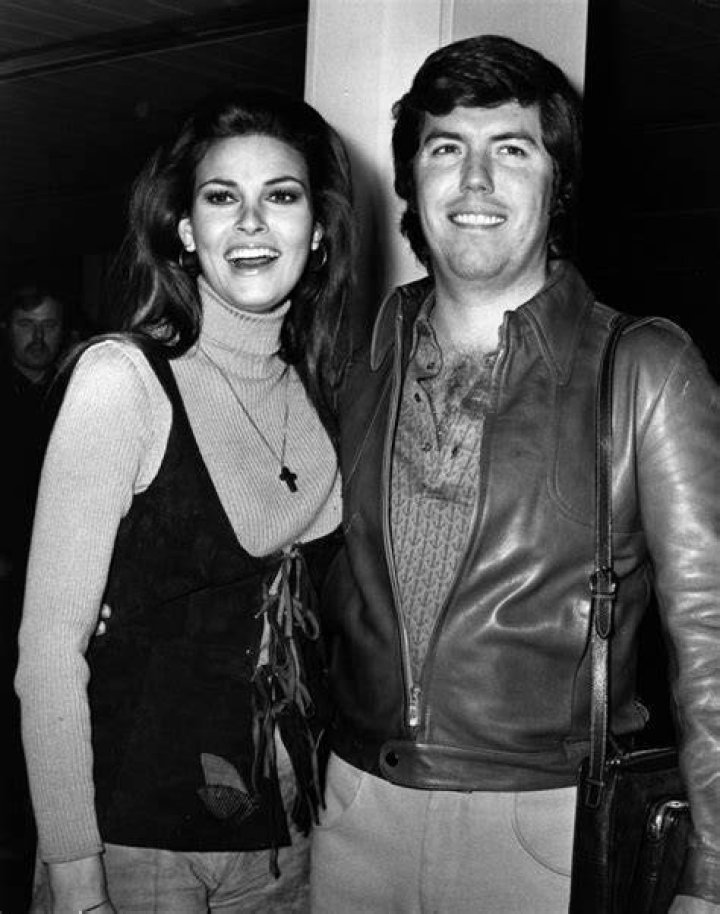 Raquel Welch & Family: Photos – Hollywood Life