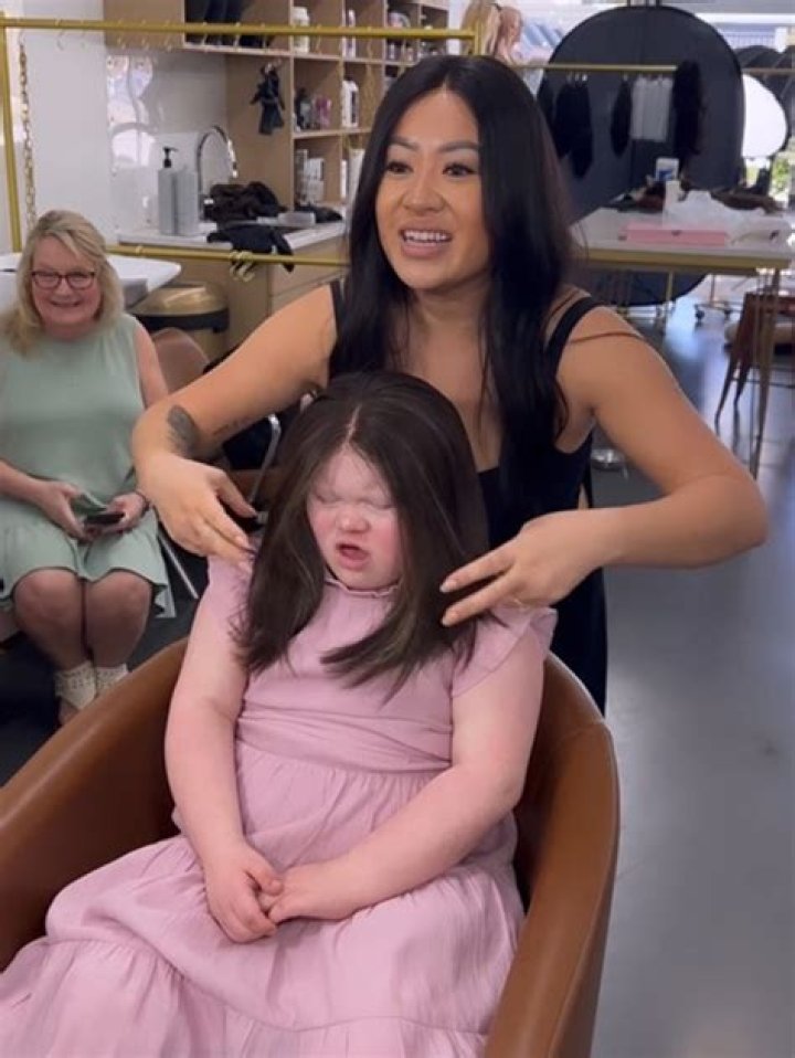 Rebel Wilson Reveals Her Baby Girl’s Face For The 1st Time In New Vacation Video