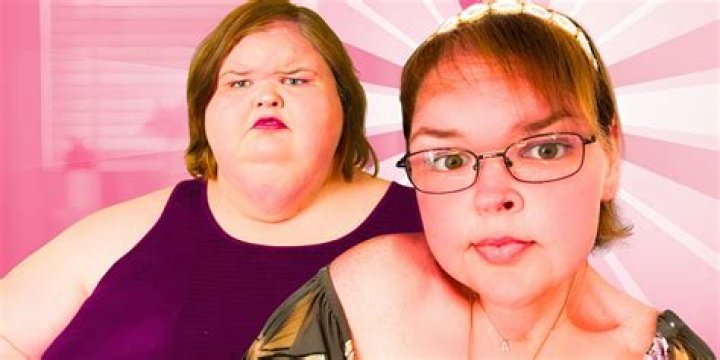 Rebel Wilson Whips Her Pink Hair Back & Forth While Showing Off 60 Lb. Weight Loss In New Boomerang Video