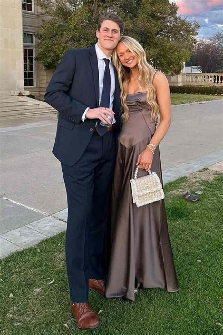Ree Drummond’s Daughter Alex Marries Mauricio Scott In Oklahoma: Pics – Hollywood Life