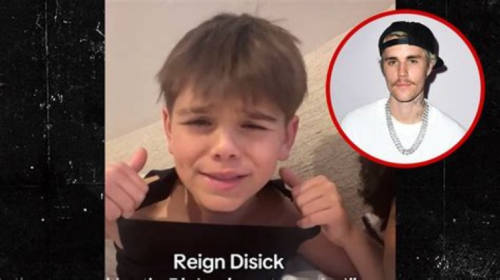 Reign Disick, 5, Looks ‘Ready To Rumble’ While Rocking Boxing Gloves & Posing In Shorts In Cute Pic