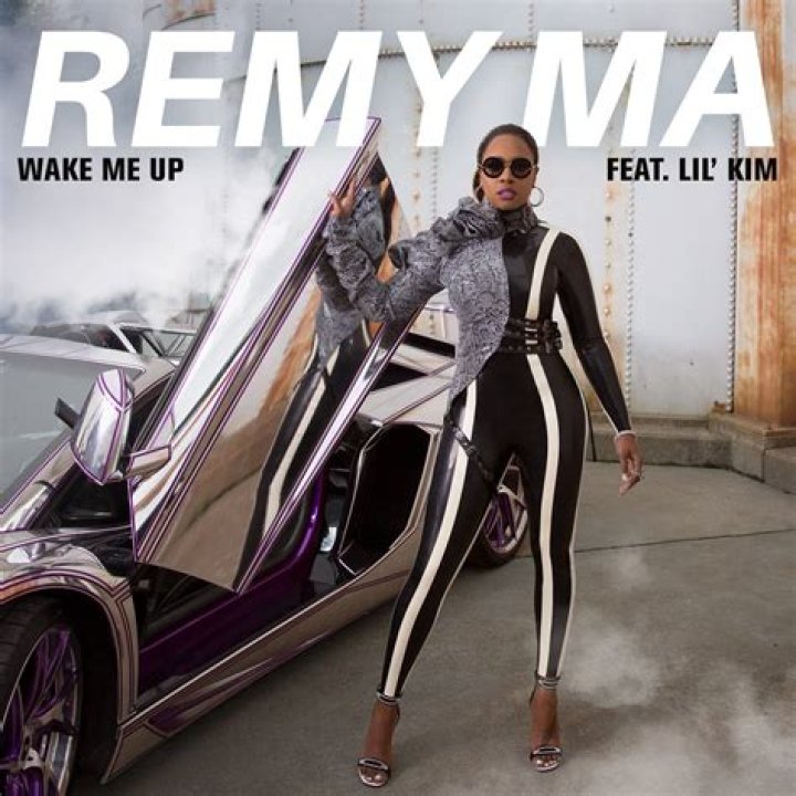 Remy Ma & Lil’ Kim’s ‘Wake Me Up’ Video — PICS
