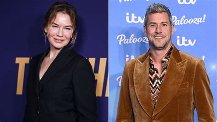 Renee Zellweger and Ant Anstead Kiss in Rare PDA Photos – Hollywood Life