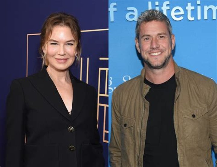 Renee Zellweger & Ant Anstead Pack On The PDA During Beach Outing With His Son Hudson, 1
