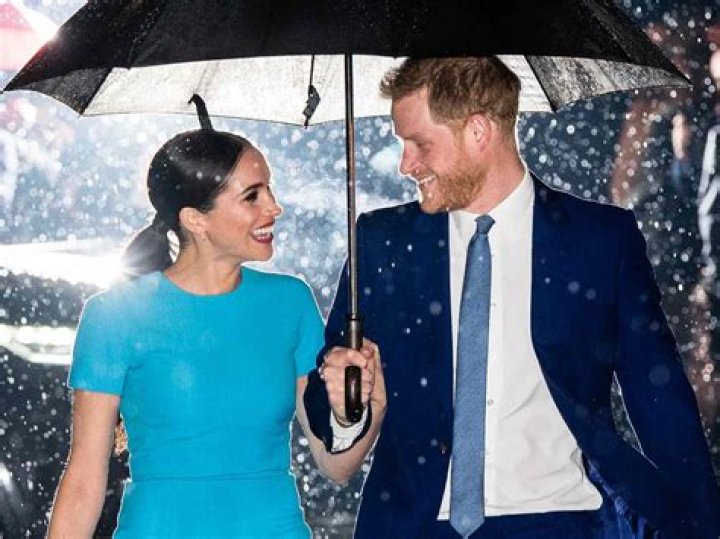 Reveals Mal & Harry’s Relationship – Hollywood Life