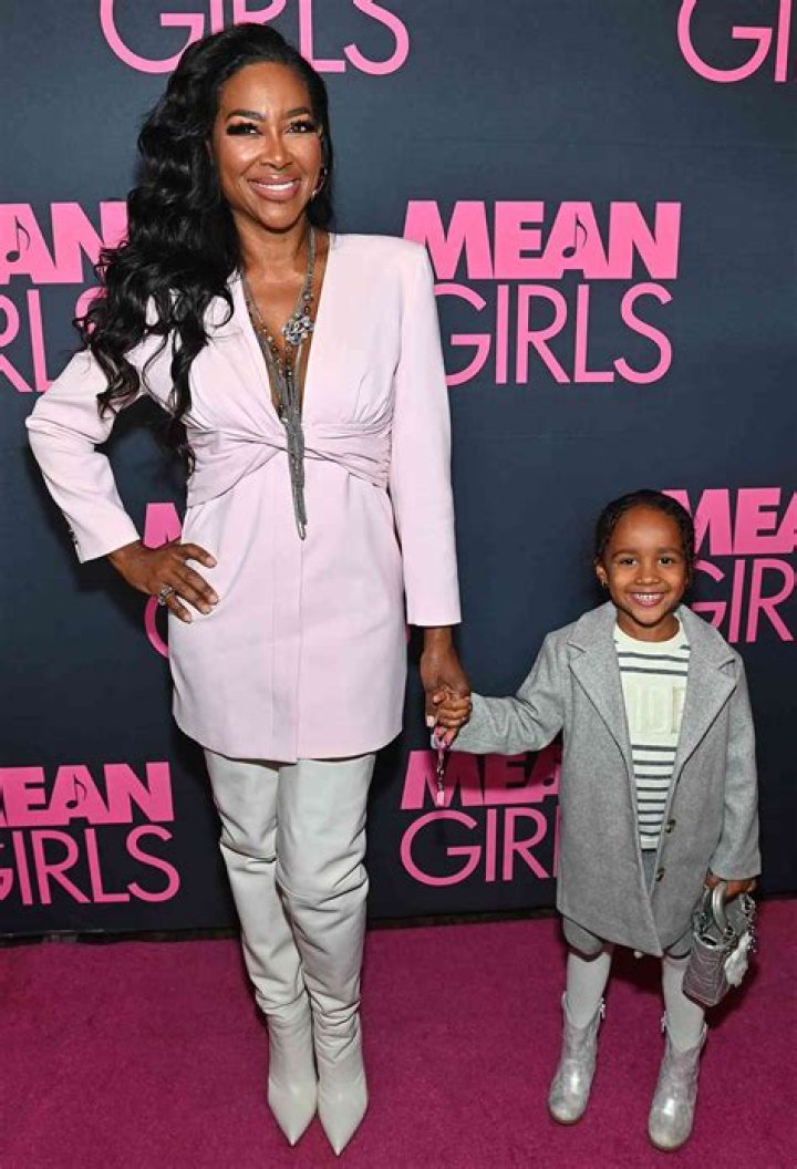 ‘RHOA’ Preview: NeNe Leakes Swears She Never Called Kenya Moore’s Child A ‘Buffalo’ — Watch