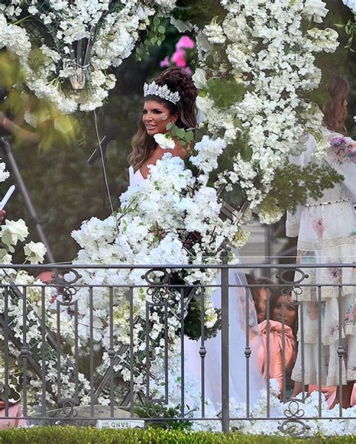‘RHONJ’s Teresa Giudice Claps Back At Margaret Josephs For Leaving Her Wedding Early