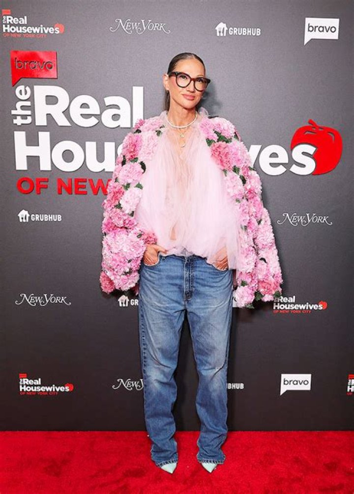 ‘RHONY’s Jenna Lyons Predicts Fan Reaction To Being Outed: Exclusive – Hollywood Life