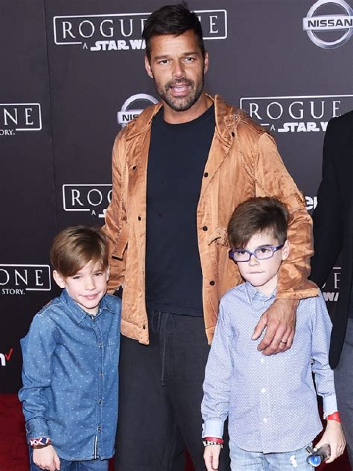 Ricky Martin Shares Photo Of Look-Alike Son Tin Getting A Haircut – Hollywood Life