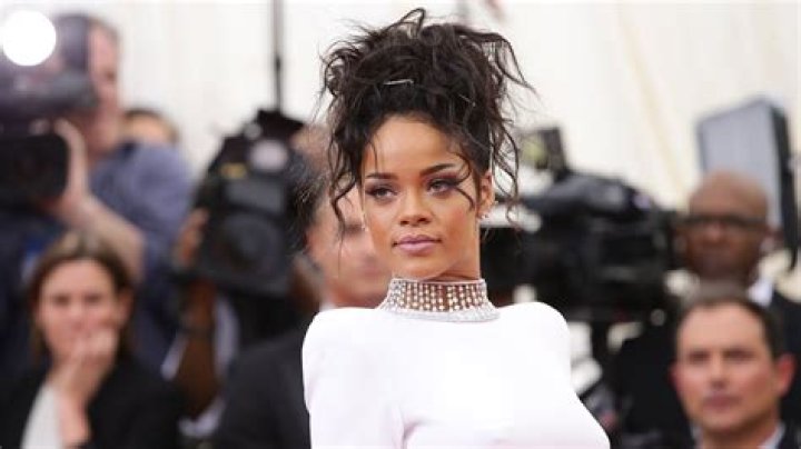 Rihanna Reacts To Katy Perry Diss In Elle UK — I Don’t Need To Be Saved – Hollywood Life