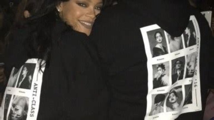 Rihanna’s Free Meet And Greets — See Outrageous Amounts Other Stars Charge – Hollywood Life