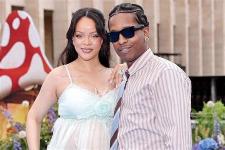 Rihanna Sizzles In Brown Leather Bustier As She Holds Hands With BF A$AP Rocky At Photoshoot
