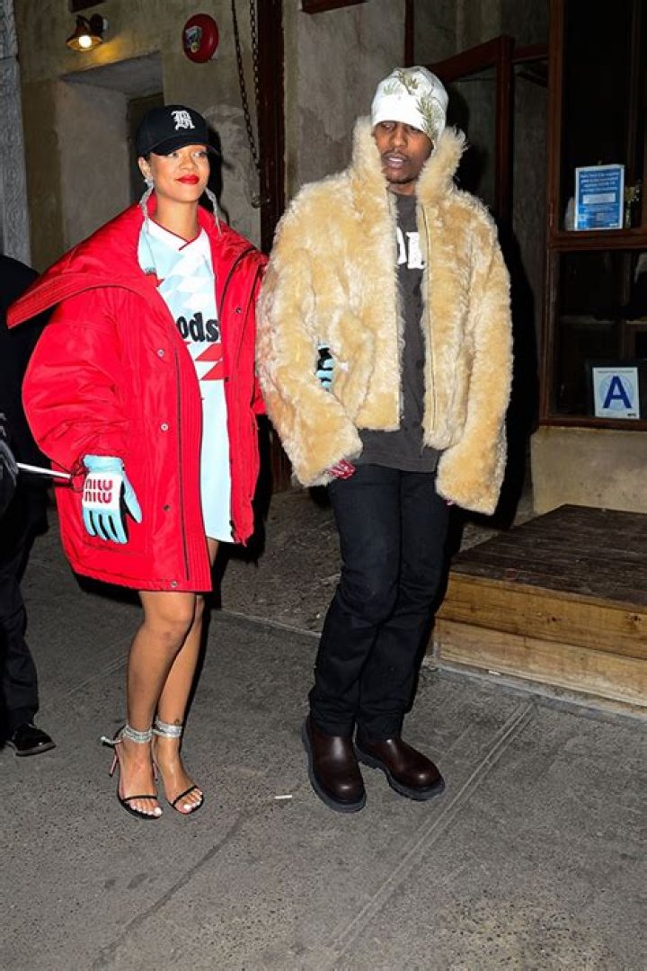 Rihanna Snuggles Up To BF A$AP Rocky For Saturday Night Dinner Date In NYC — Photos