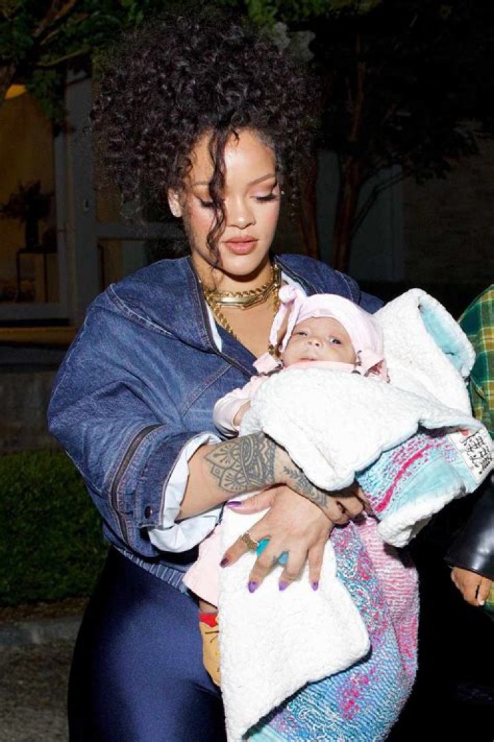 Rihanna Welcomes Spring In Pastel Pink & Blue After Splurging On $13.8 Million Mansion — New Pic