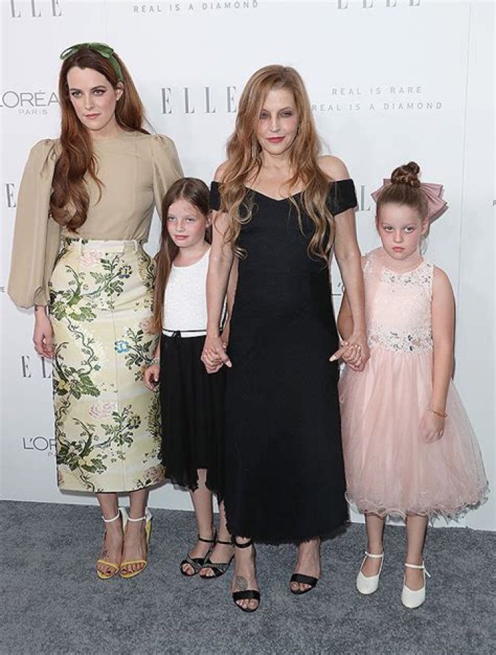 Riley Keough Looks Like Mom Lisa Marie Presley On NYC Outing – Hollywood Life