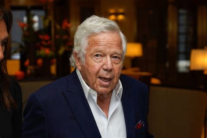 Robert Kraft — PICS