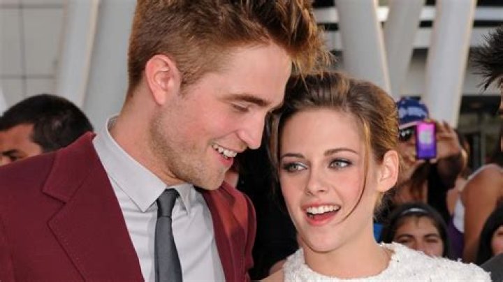 Robert Pattinson & Kristen Stewart Shocker: They Had Open Relationship