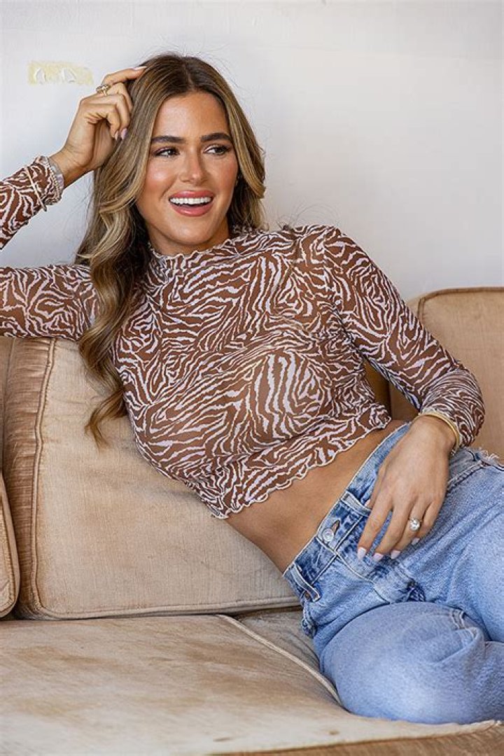 Rocks Tie-Dye Crop Top From 2nd Drop – Hollywood Life