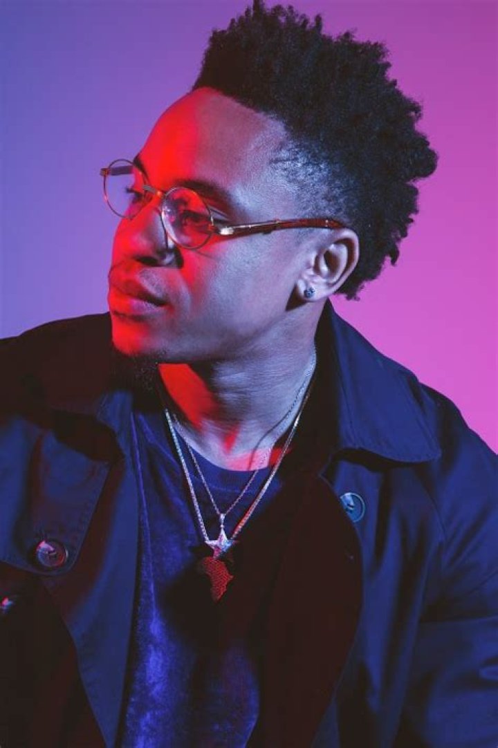 Rotimi — PICS