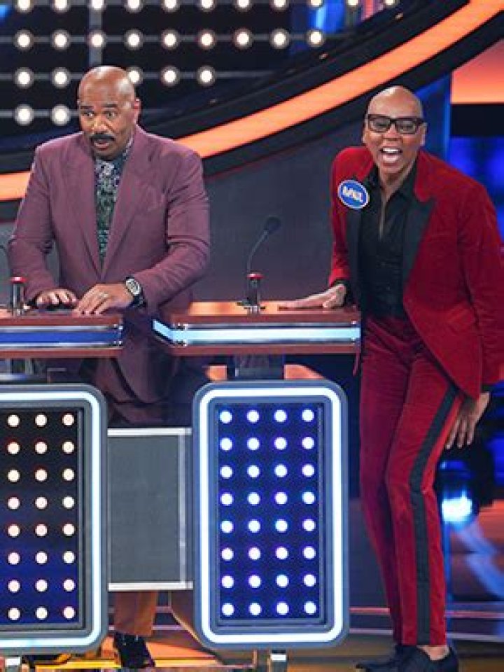 RuPaul Cuts Off Steve Harvey — Video – Hollywood Life