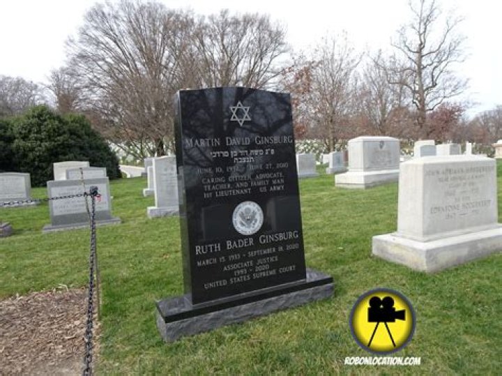 Ruth Bader Ginsburg Memorial — PICS