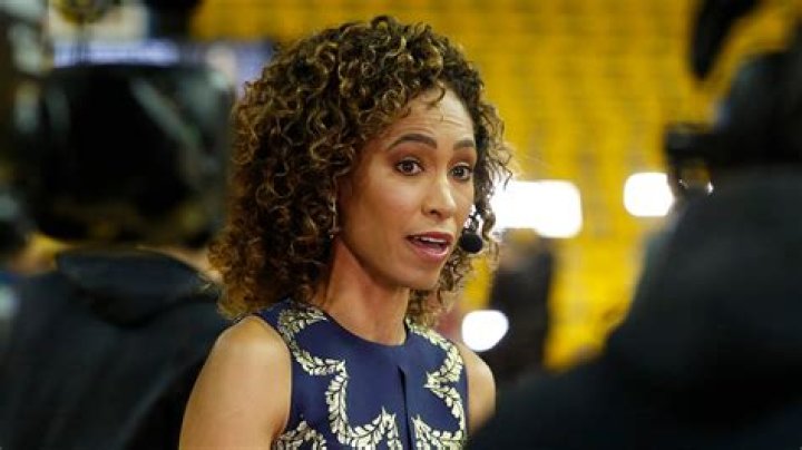 Sage Steele — PICS