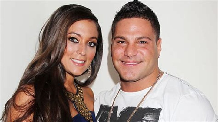 Sammi Sweetheart & Ronnie Ortiz-Magro Reunite on ‘Jersey Shore’ – Hollywood Life